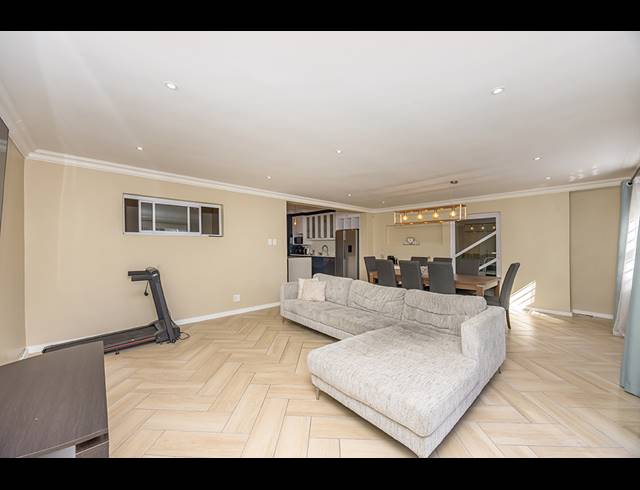 3 BEDROOM HOUSE FOR SALE IN AVONDALE